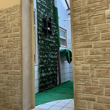 Πανσιόν Levante 23